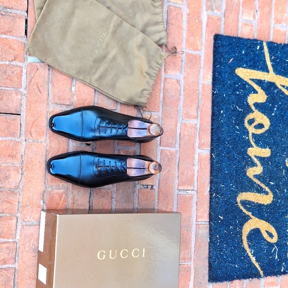 GUCCI Captoe Oxfords (fits like a Size 9 / 9.5 US) - Picture 7 of 12